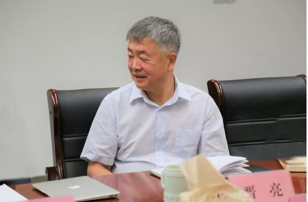 省委宣傳部副部長(zhǎng)、省電影局局長(zhǎng)程守田到山東影視傳媒集團(tuán)調(diào)研